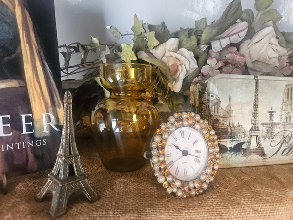 Paris Theme Shelf in a Box - 14 Piece Miscellaneous Home Decor