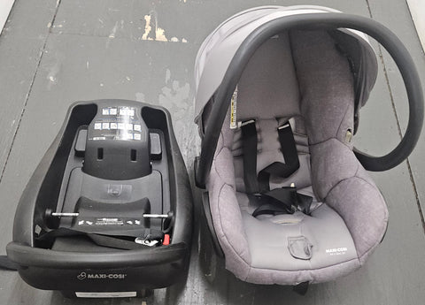 MAXI-COSI MICO 30 Gray & Black Infant Car Seat Carrier