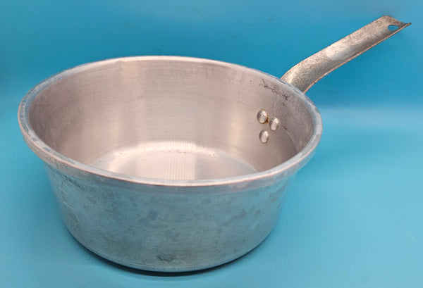 Vintage WEAR-EVER 1 Quart No 2030 3/4 Aluminum Sauce Pan