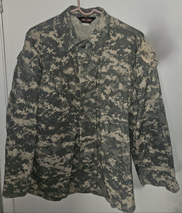 Small TRU-SPEC Green Camouflage Military Jacket