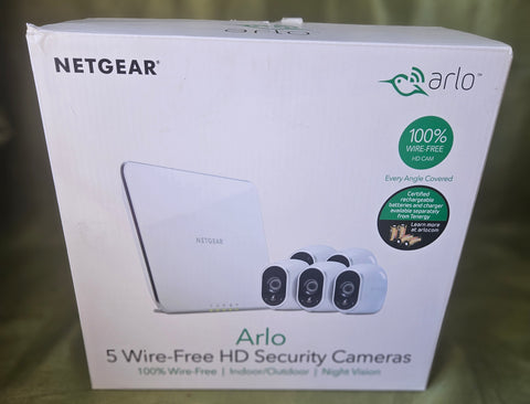 NETGEAR ARLO 5 Wire-Free HD Security Cameras / Security System Kit