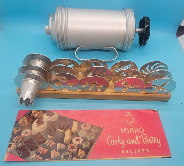 Vintage 1950's Mirro Cooky & Pastry Press  No 358