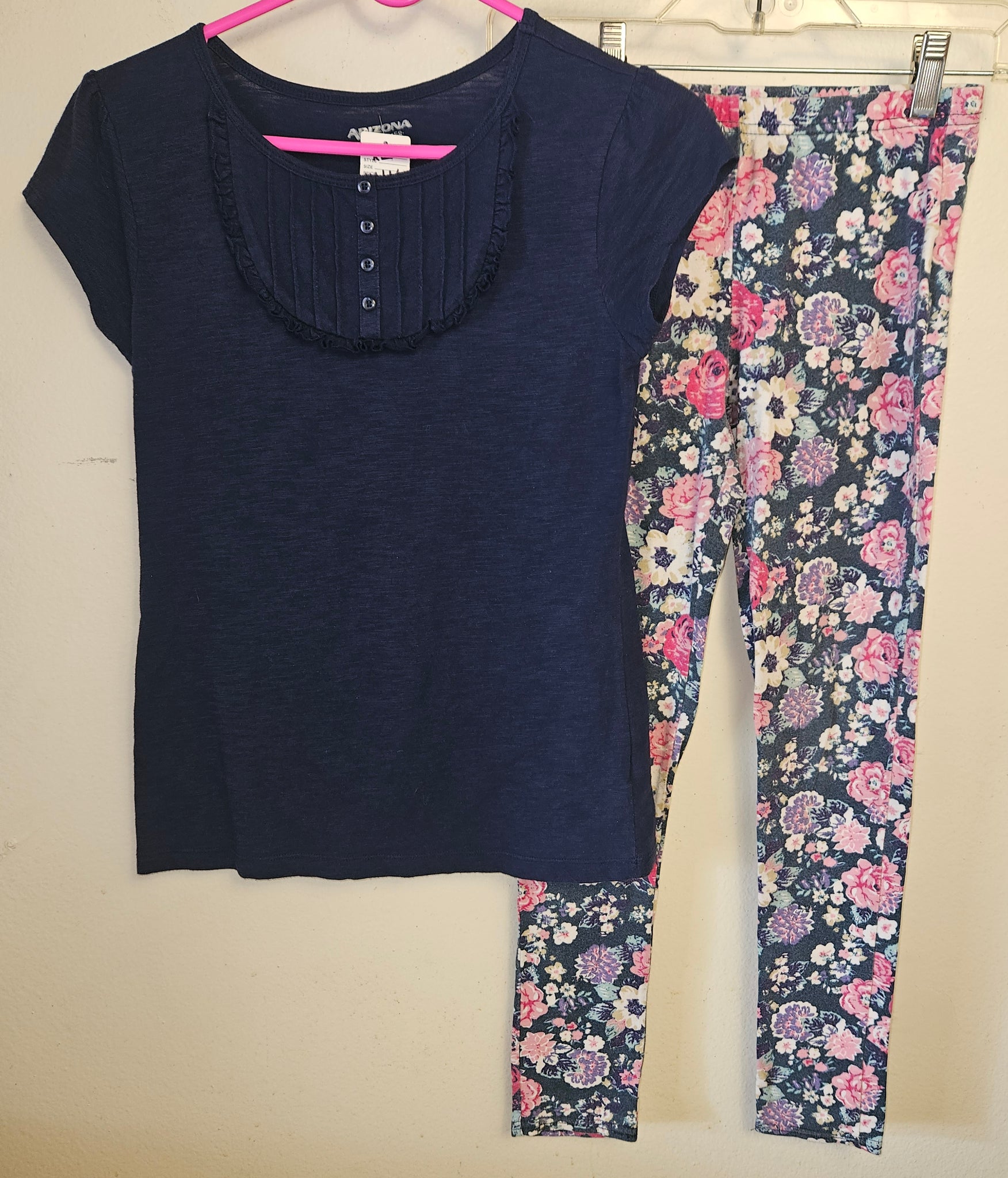 Kids XL / Size 14/16 Girls ARIZONA JEAN CO. 2-Pc Graphic Shirt Lot