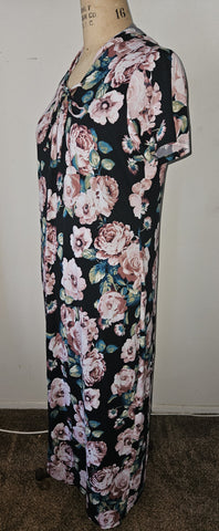 2X VIBE SPORTSWEAR Long Black Floral Hooded Dress