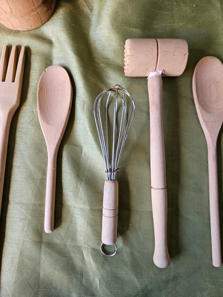 9-Pc Wooden Spoon & Utensil Set