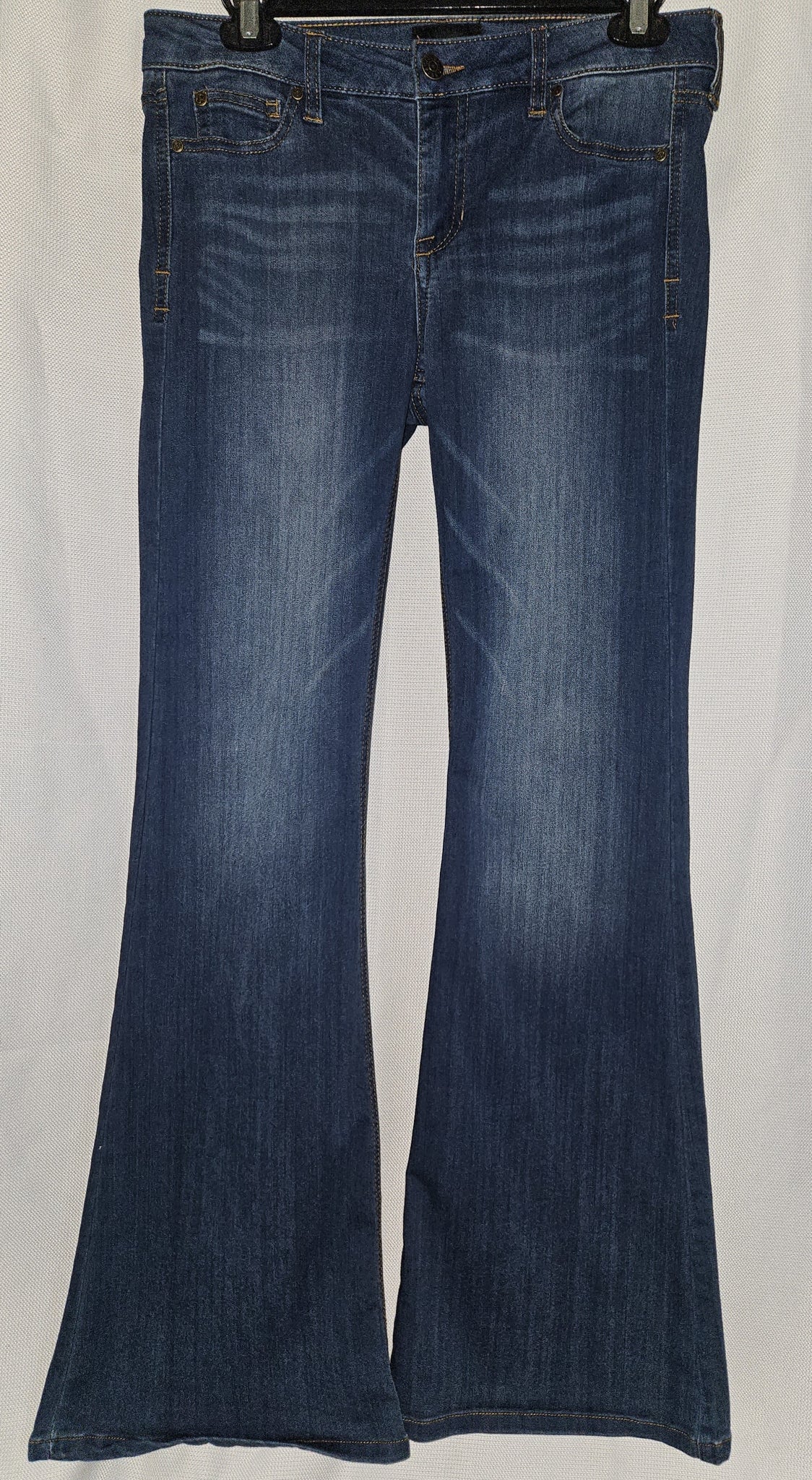 Size 7 / 28 CELEBRITY PINK Flare Leg Blue Jeans
