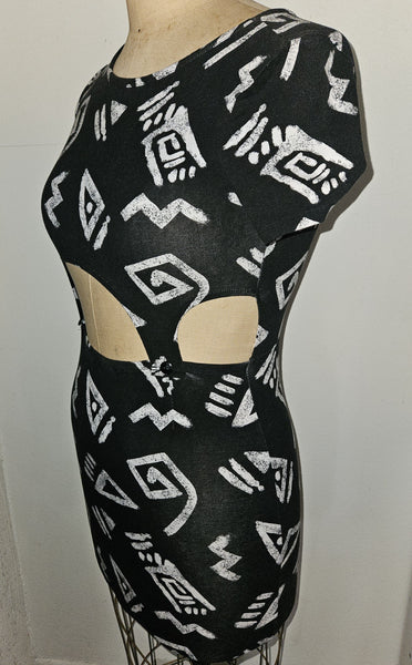 Large FOREVER 21 Black & White Aztec Center Cutout Dress