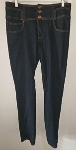 1X (Size 14/16) I&M PREMIUM Triple Button Front Jeans
