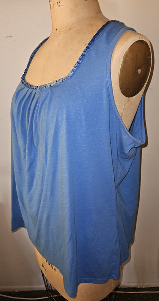 Size 26 / 28 SOFT BY AVENUE Blue Casual Tank Top