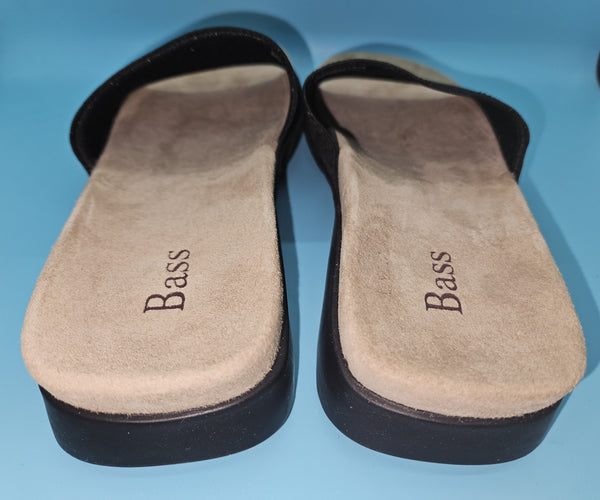 Size 7.5 Brand New BASS Slip-On Sandals