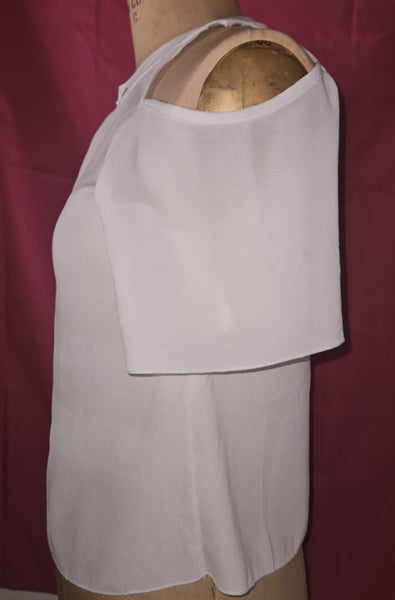 Medium UNBRANDED White Cold Shoulder Sleeveless Blouse