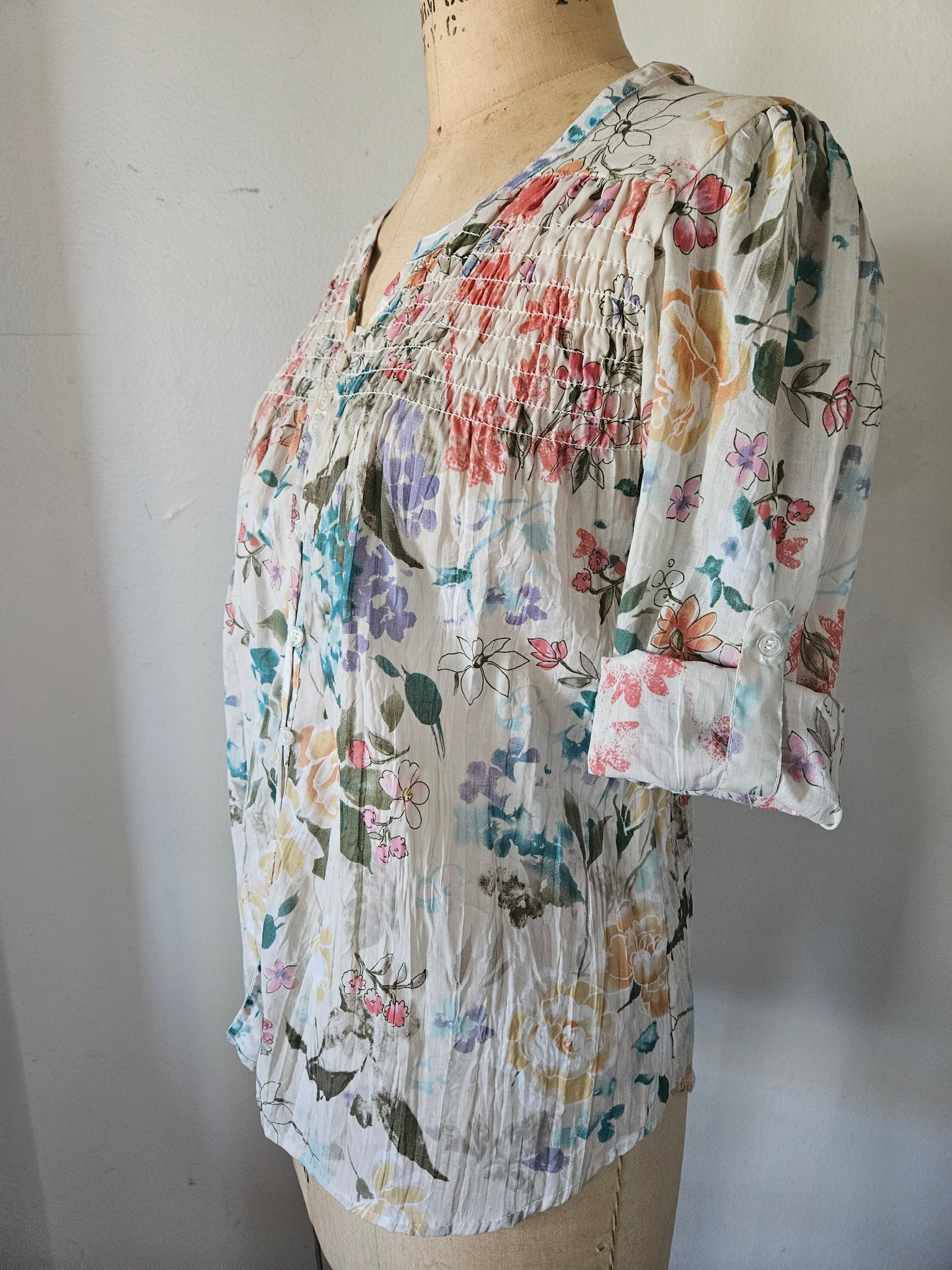 Medium GRAND & GREENE Floral Blouse