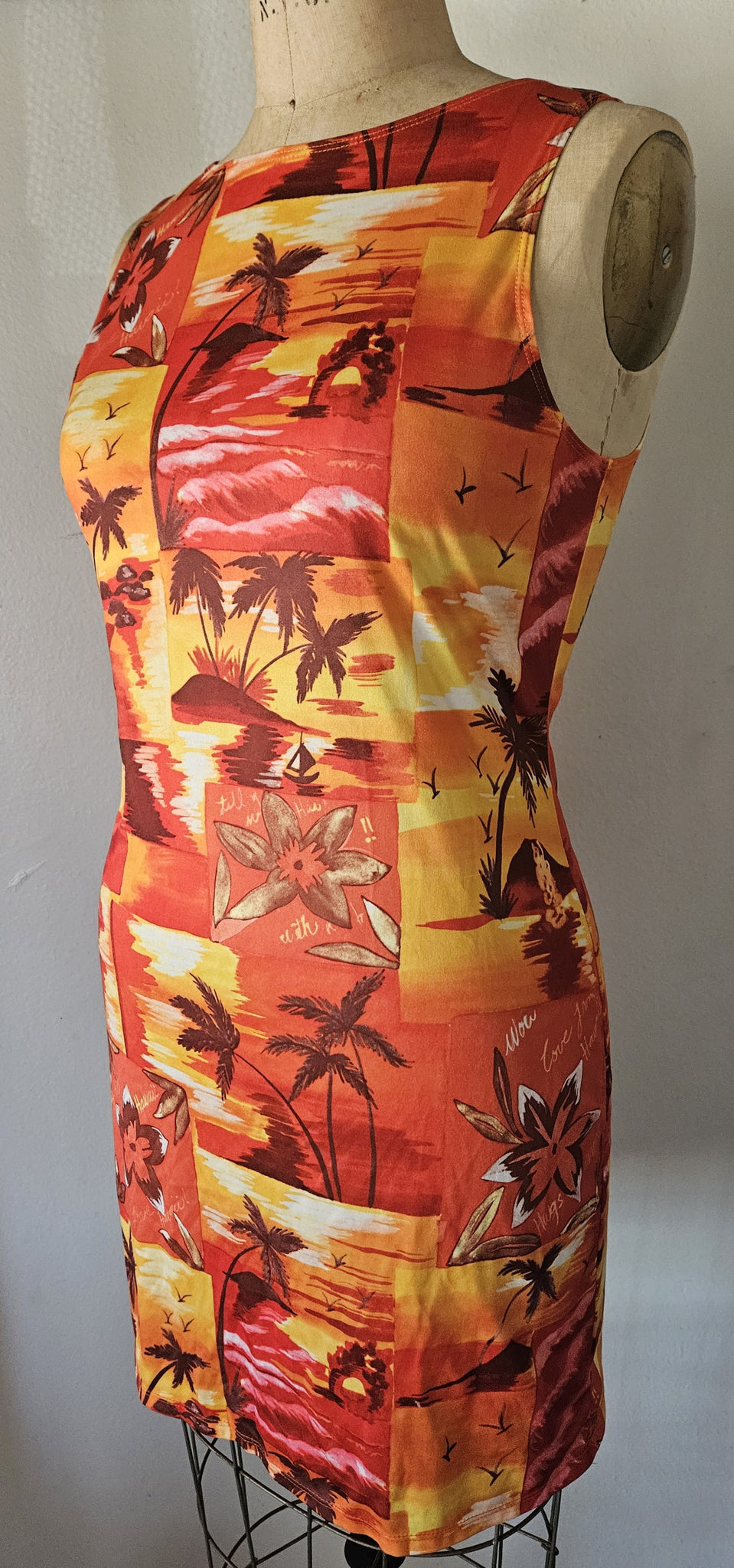 Large Juniors NO BOUNDARIES Orange & White Hawaiian Sundress