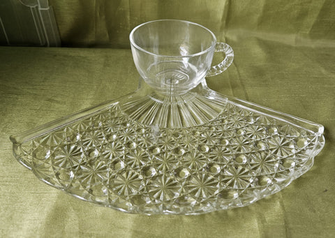 2-Pc Vintage ANCHOR HOCKING Fan Snack Plate & Cup