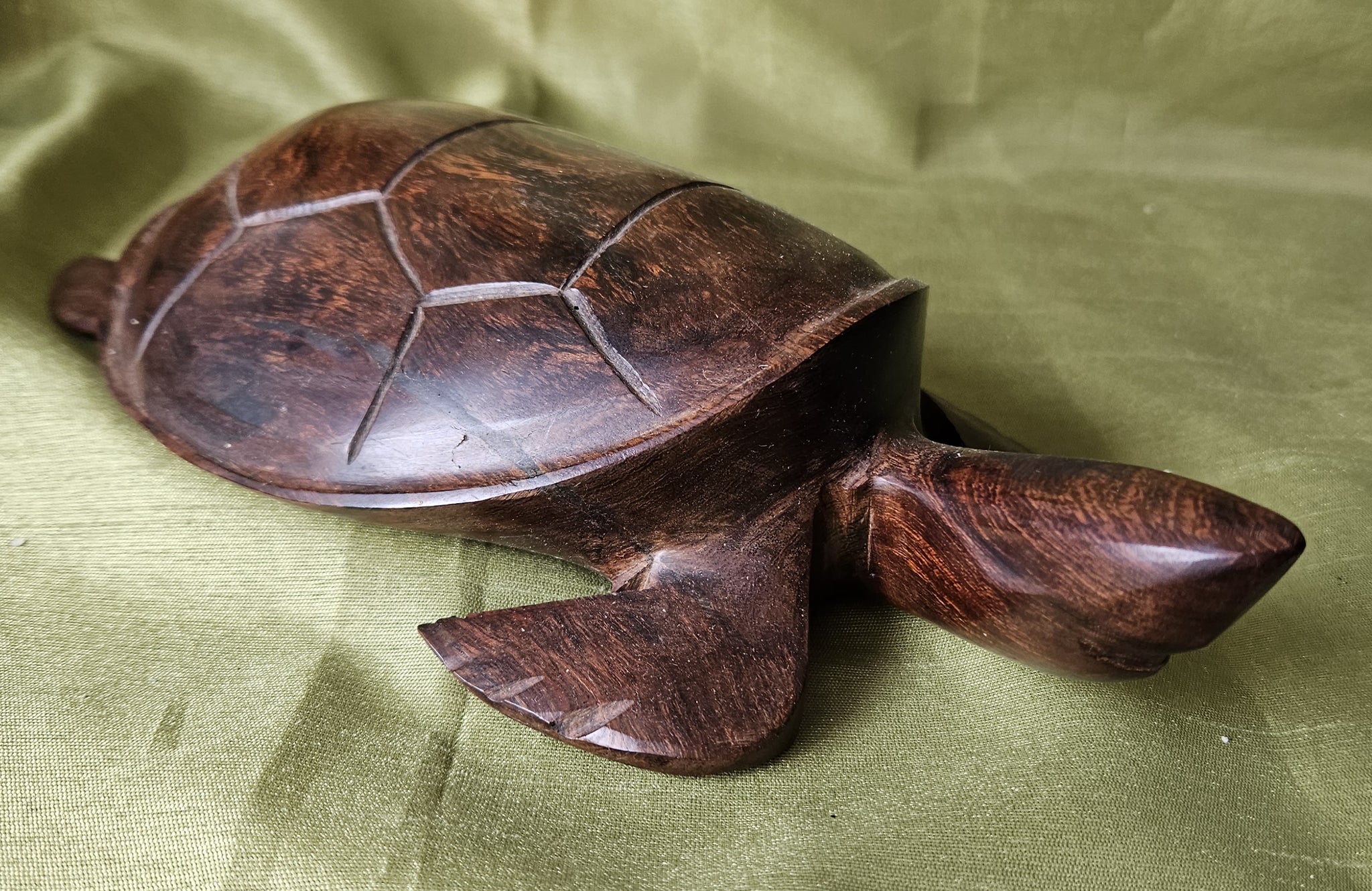 Vintage Hand Carved Solid Iron Wood Turtle (READ DETAILS)