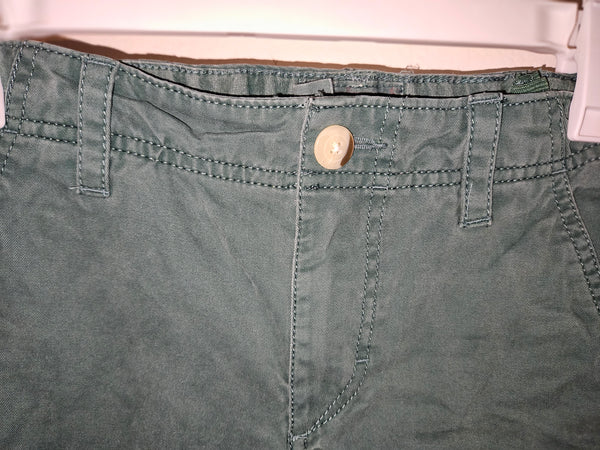 Size 10 URBAN PIPELINE Green Jeans