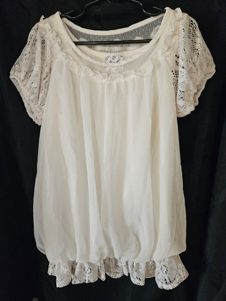 Large 10-12 DISNEY Cream Dress Blouse