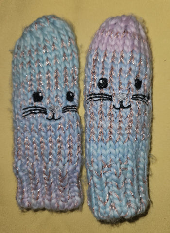 6-12 Mo Infant Kitty Cat Face Sparkle Hand Knitted Booties / Mittens