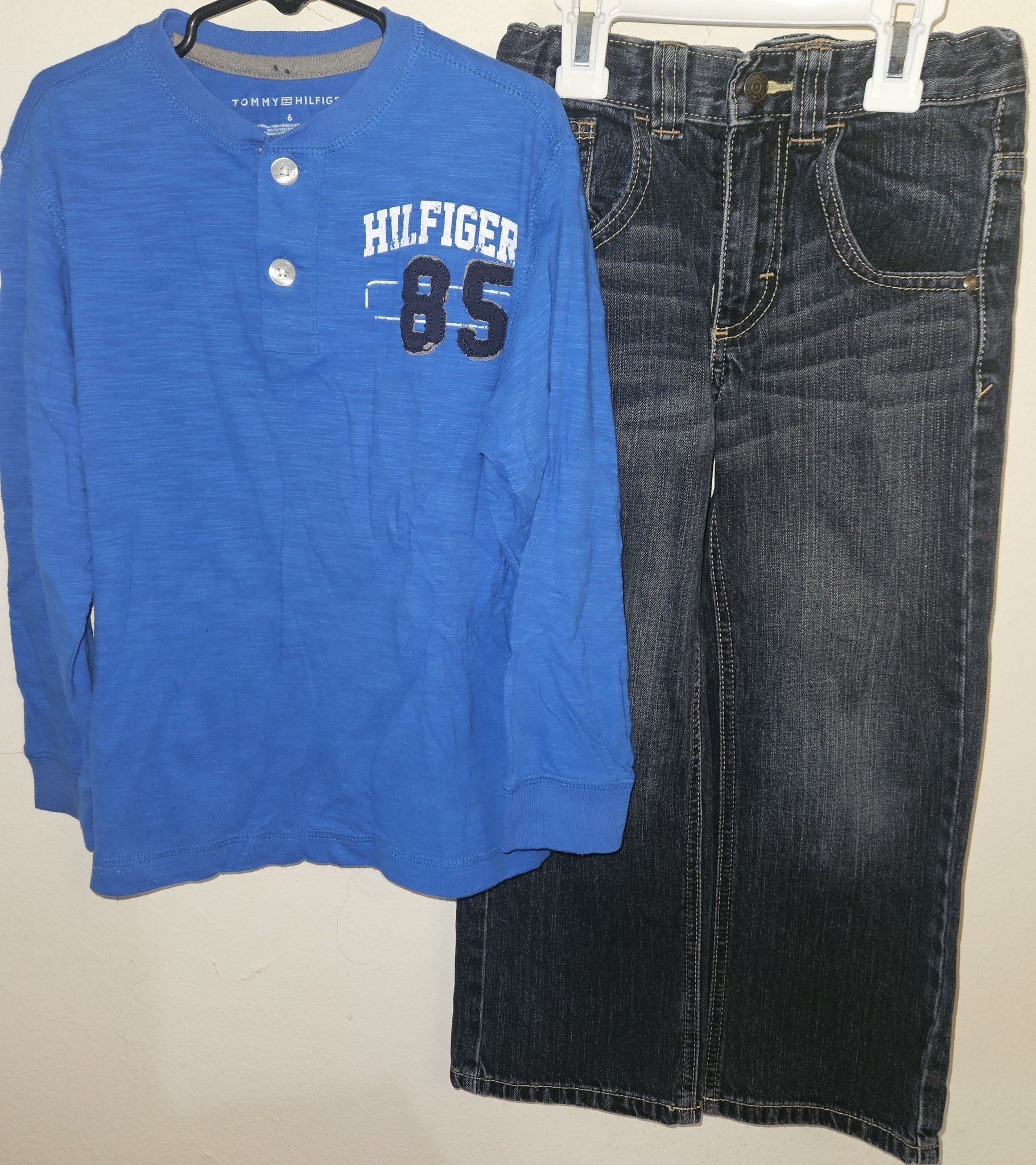Size 6 Boys 2-Pc Long Sleeve & Jeans Outfit