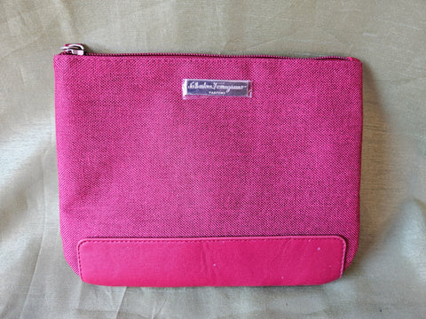 Brand New SALVATORE FERRAGOMO Parfums for Avianca Red Travel Cosmetic Toiletry Pouch / Makeup Bag