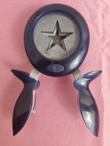 FISKARS Medium Blue "Star" Squeeze Punch