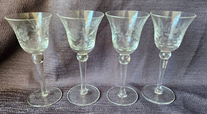 Set of 4 Vintage 4oz Etched Grapevine Dessert Wine / Liqueur Glasses