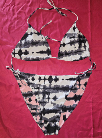 SHEIN 4X Black & White 2-Piece Bikini Bathing Suit