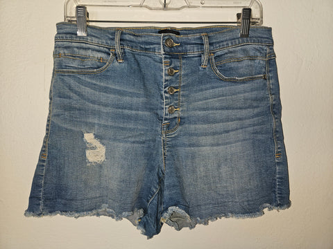 Size 29 (Small) BEBE Stretchy Jean Shorts