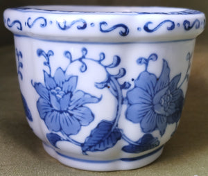 Vintage BOMBAY Blue & White Floral Candle Holder