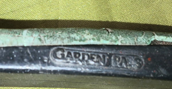 Vintage 12 1/2" GARDEN PALS Grass & Garden Shears