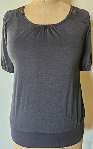Small Women's Gray Rose Lace Blouse