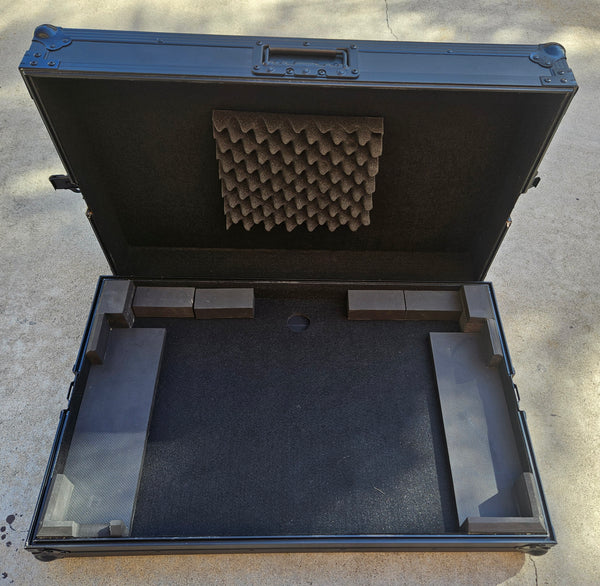 ODYSSEY USA Black Universal Controller DJ Equipment Case