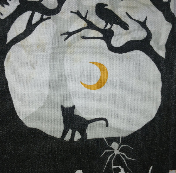Spooky Halloween Tea Towel (Flaw)