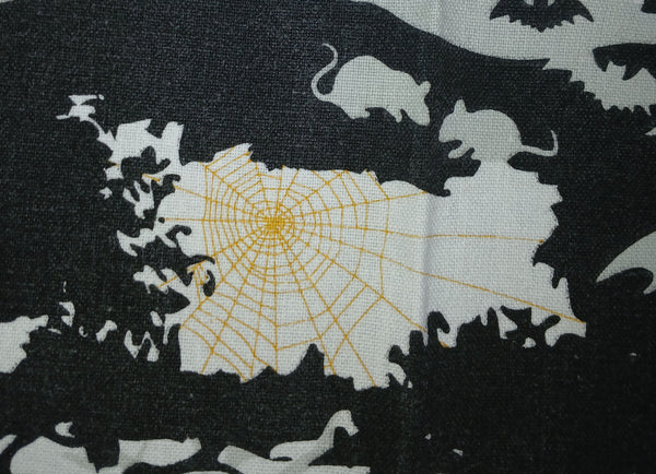 Spooky Halloween Tea Towel (Flaw)