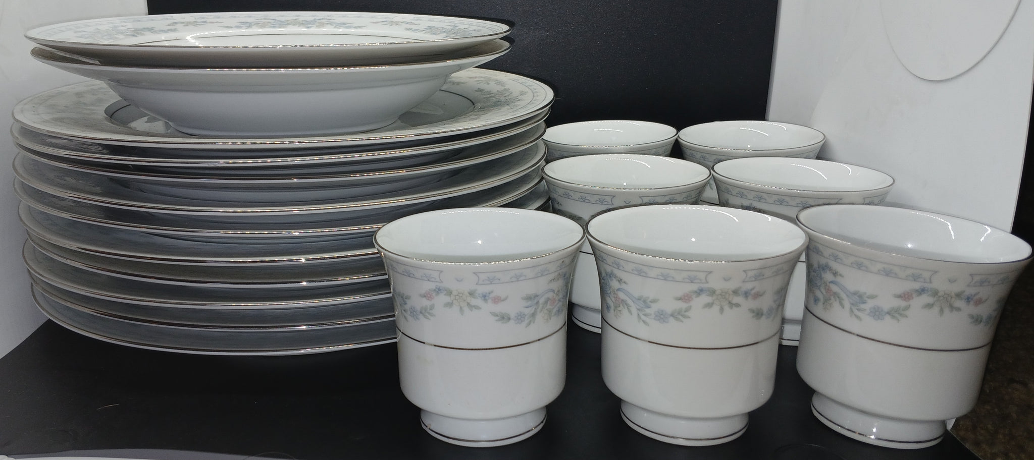 Chinese 19 Piece SOMERSET by NL Excel Dishes