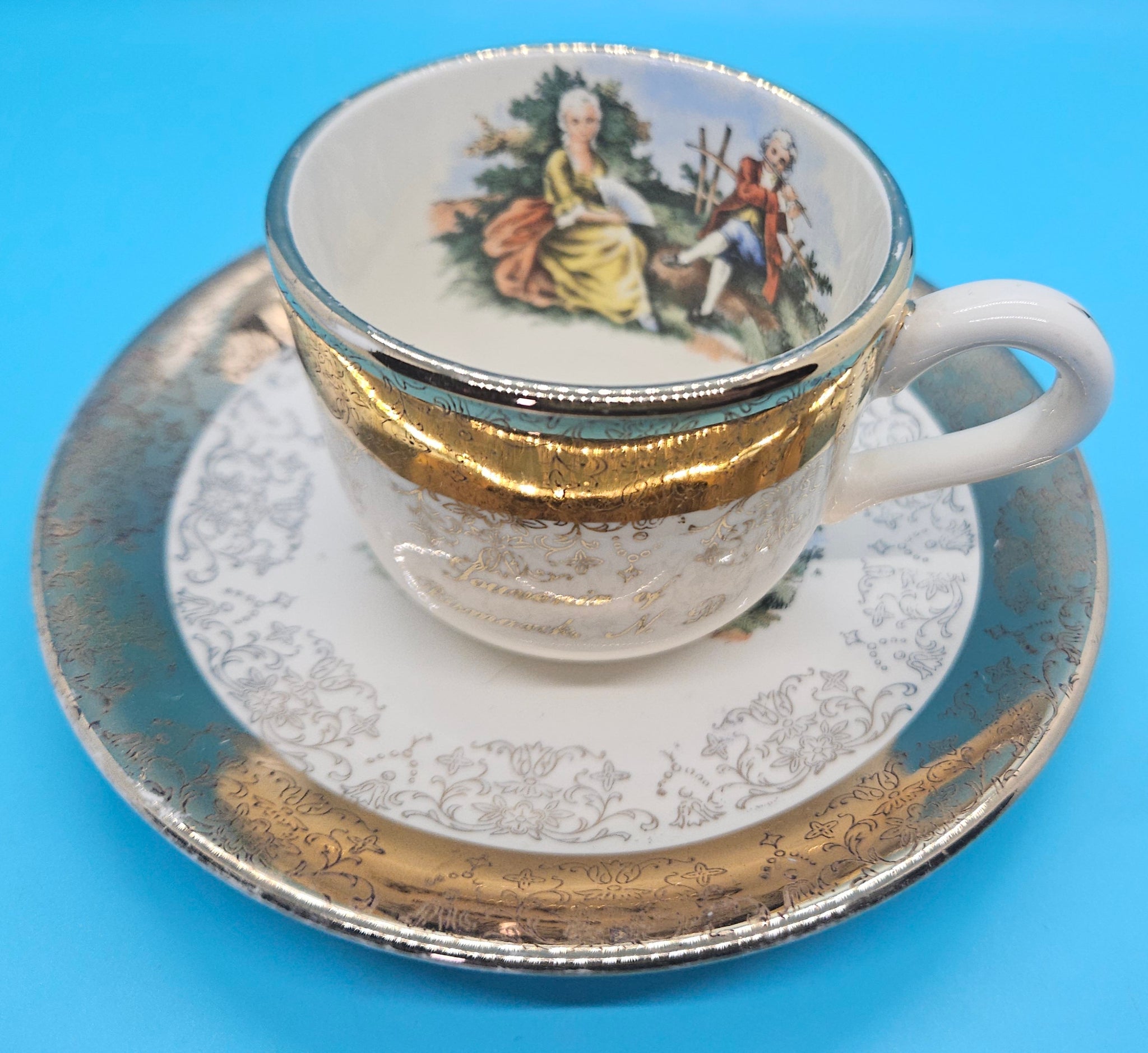 CREST-O-GOLD 22K Warranted Victorian 4 oz Tea Cup & Saucer