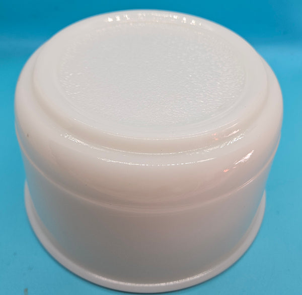 Milk Glass 1.5 Quart Bowl