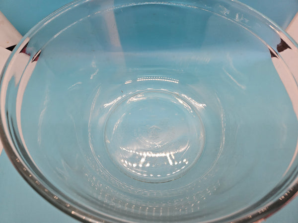 Vintage ANCHOR HOCKING 4 Quart Glass Bowl
