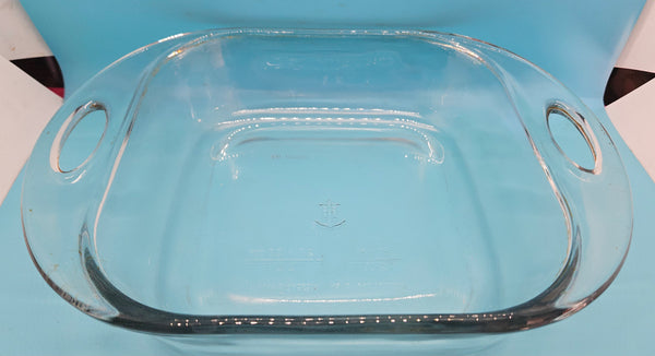 Vintage ANCHOR HOCKING 2 Quart Glass Baking Dish w/ Handles