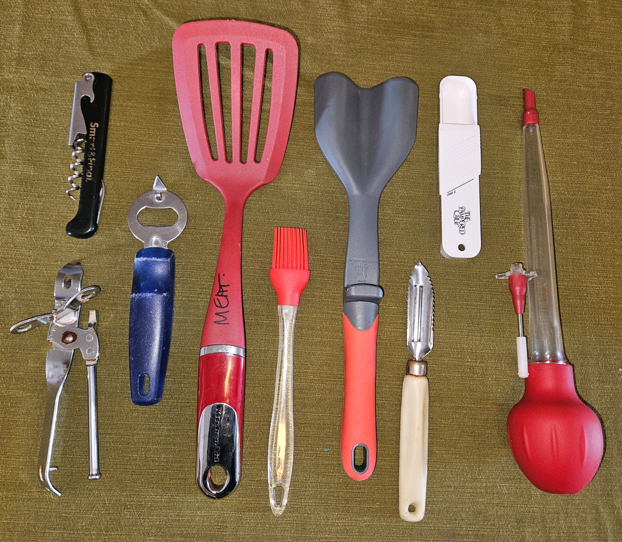 Miscellaneous 9 Piece Kitchen Utensils