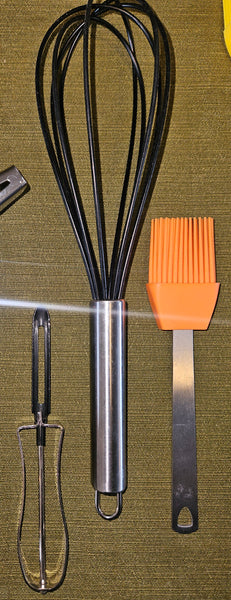 Lot of 8 Miscellaneous Kitchen Utensils