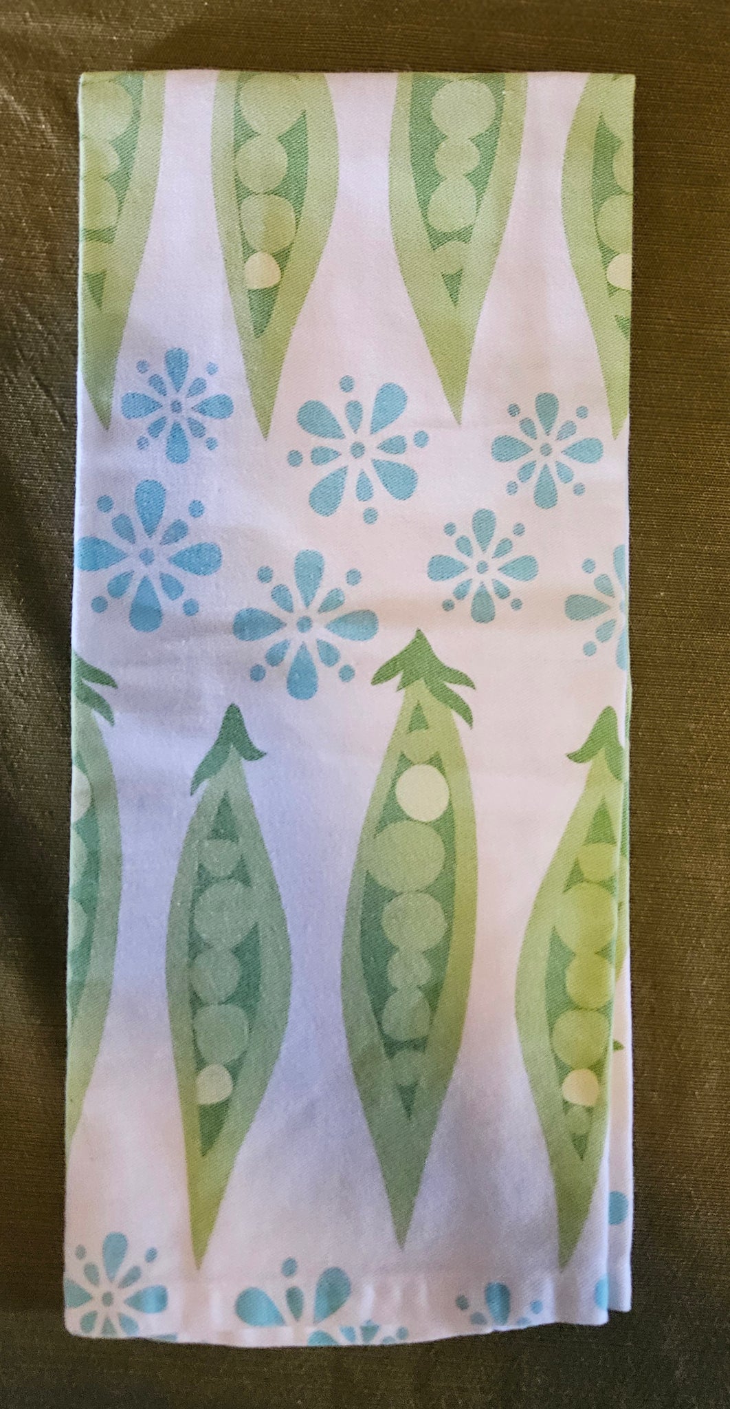 Vintage Blue, Green & White Peas In A Pod Dish Towel