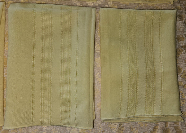Lot of 6 Linen Yellow Dinner Napkins (Flaw)