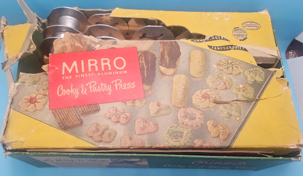 Vintage 1950's Mirro Cooky & Pastry Press  No 358