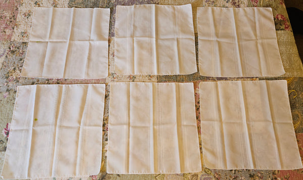 Set of 6 White Vintage Linen Dinner Napkins