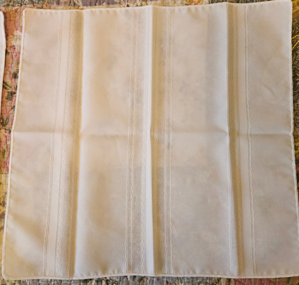 Set of 6 White Vintage Linen Dinner Napkins