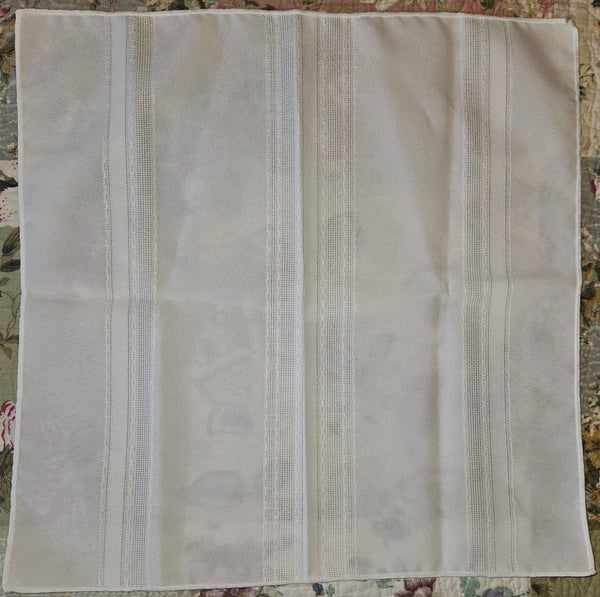 Set of 6 White Vintage Linen Dinner Napkins
