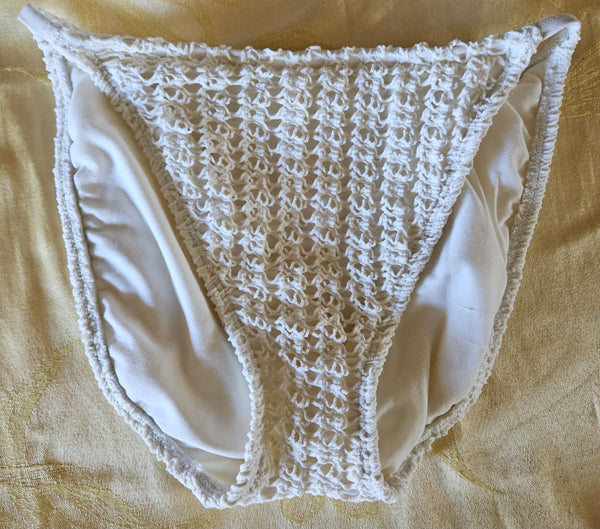 Women's Medium White Crochet Look String Bikini