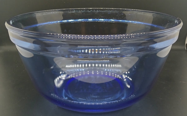 Vintage Anchor Hocking Blue 2.5 QT Glass Mixing Serving Prep Kitchen Utility Bowl