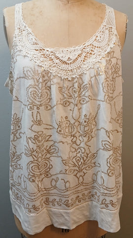 Size 22/24 AVENUE White Crochet Neckline & Gold Sequined Tank Top
